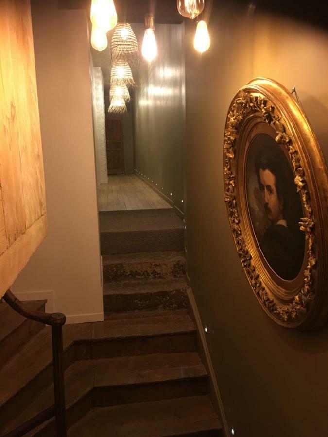 La Cure Grande Maison De Charme De 2 A 14 Personnes Saint-Urcize Exterior foto
